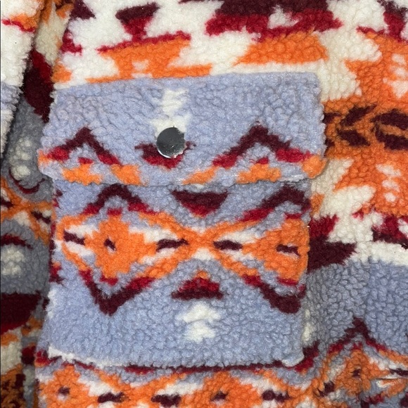 Patterned Jacket - Picture 2 of 4